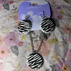 Necklace and Earring set